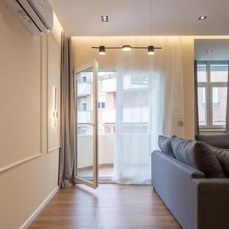 Apartament Spacious Citycenter New Bazaar Tirana